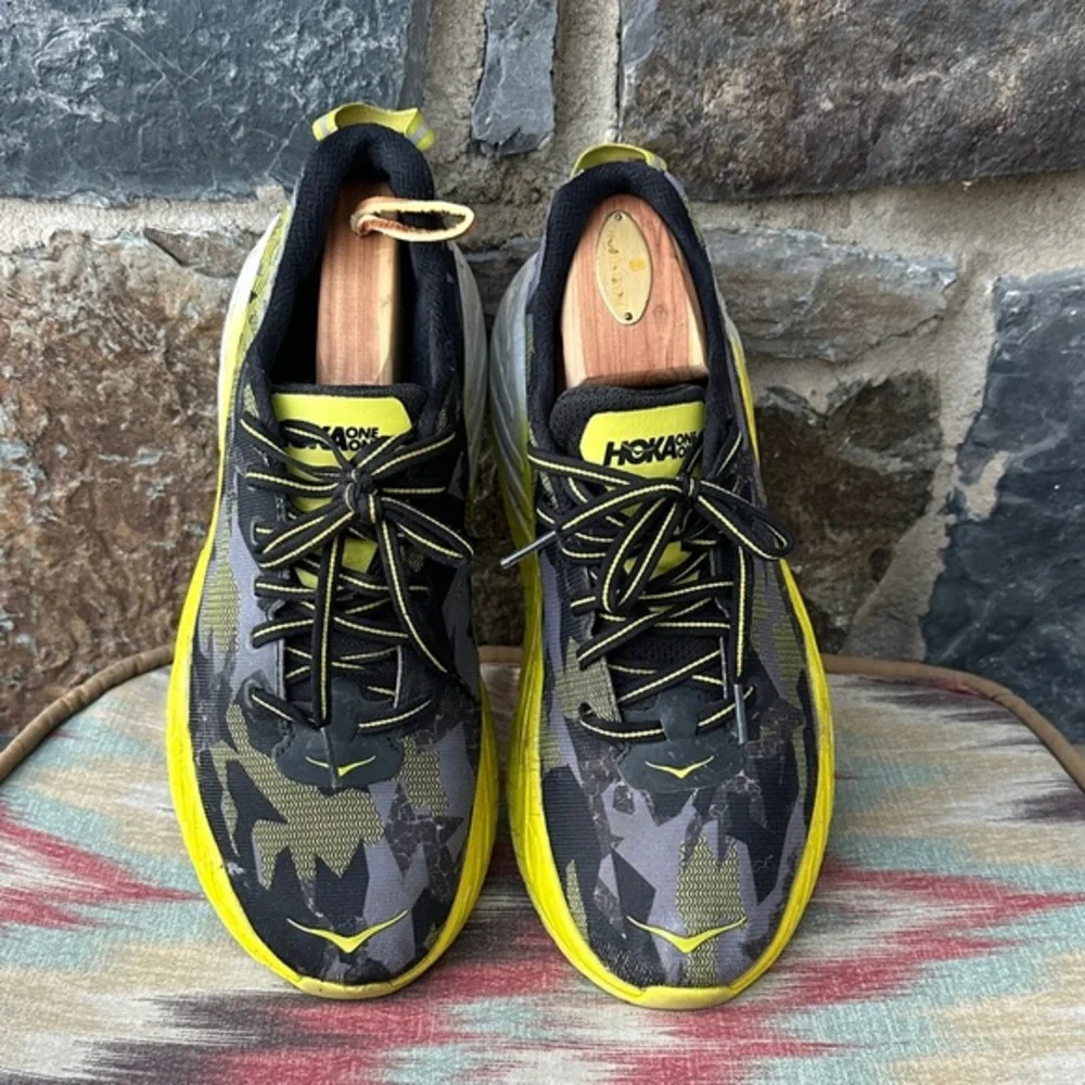HOKA ONE ONE Rincon 2 Camo Yellow Men’s 9.5